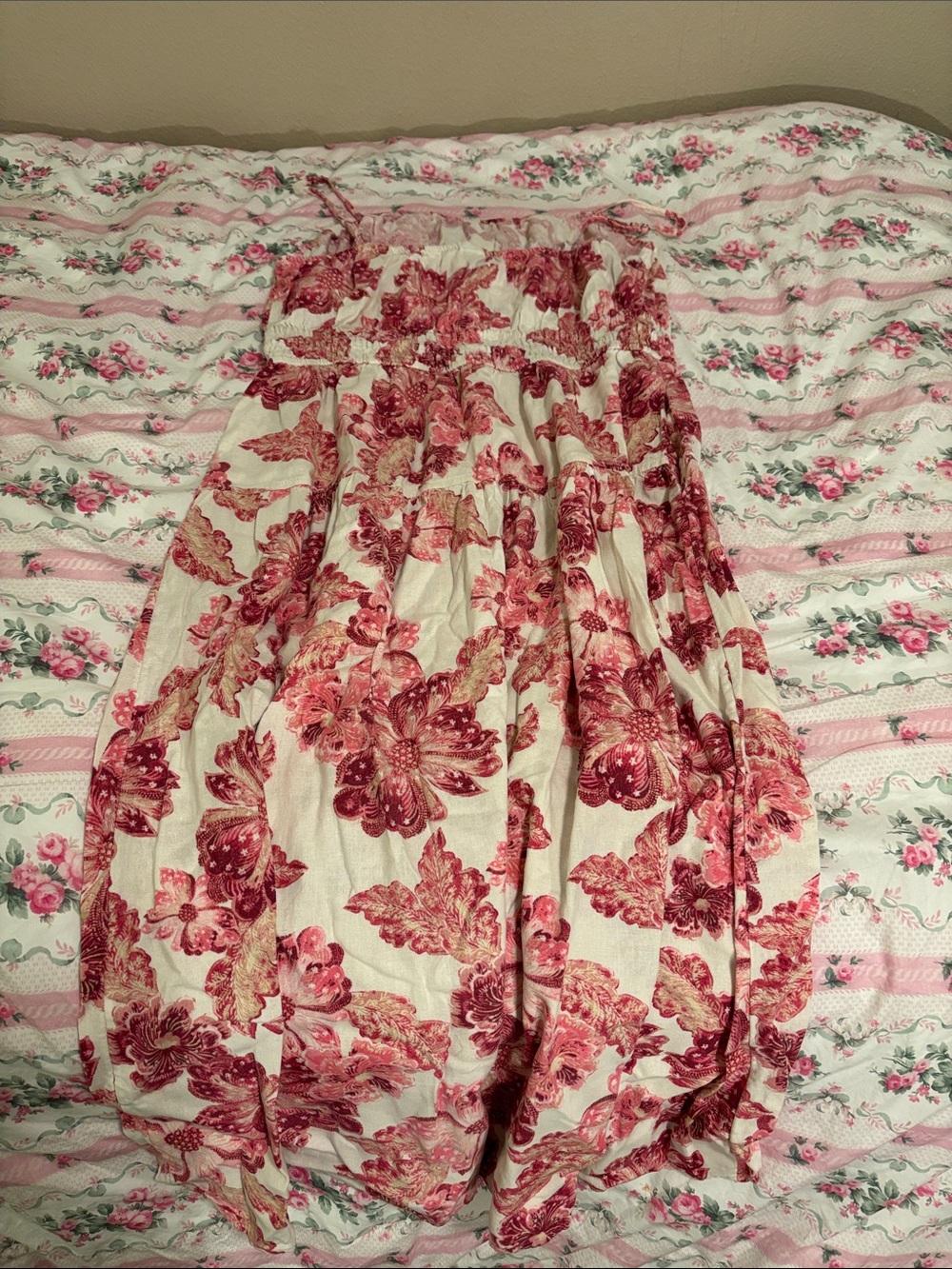 Old Navy Pink and Cream Floral Strap Sundress - Picture 2 of 3